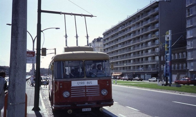 Hiện nay trên thế giới chỉ còn duy nhất một chiếc gyrobus ở Antwerp, Bỉ. (Ảnh: Amusing Planet).