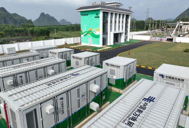 Trạm lưu trữ năng lượng pin natri-ion 10 MWh ở Quảng Tây, Trung Quốc. (Ảnh: China Southern Power Grid Energy Storage).