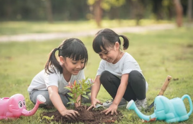 Niềm tin ở phương Đông hay phương Tây đều nói đến việc 