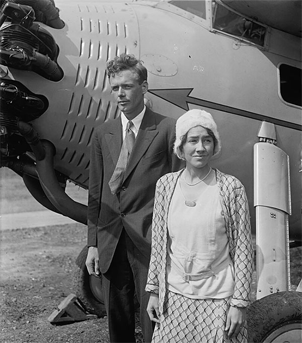 Hai vợ chồng Charles và Anne Lindbergh năm 1929.